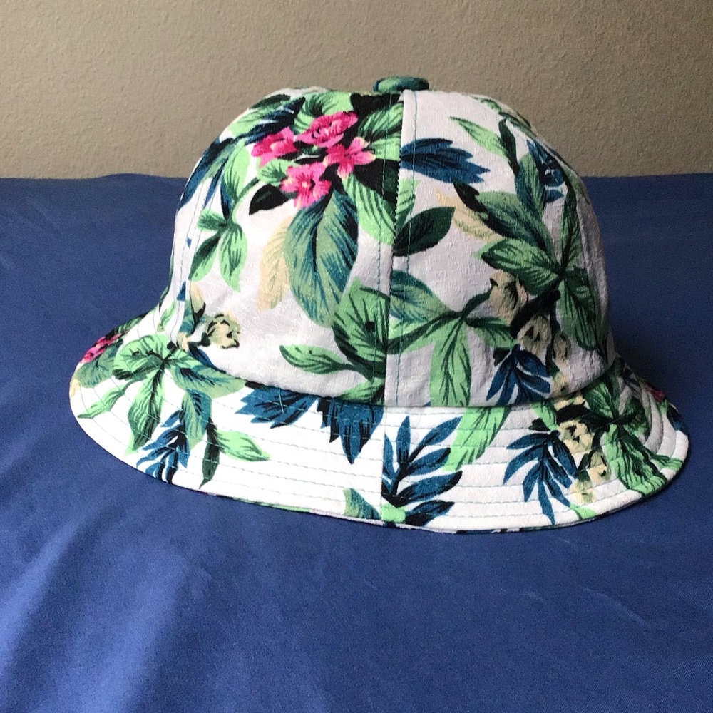 Academy Fits Bucket Hat